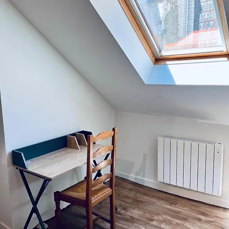 Triplex, T4 Hyper Centre